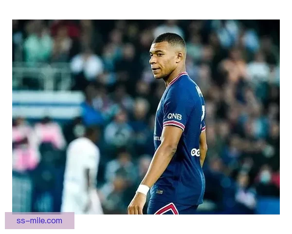 卡马文加因膝伤缺阵赛季初段影响球队战绩分析