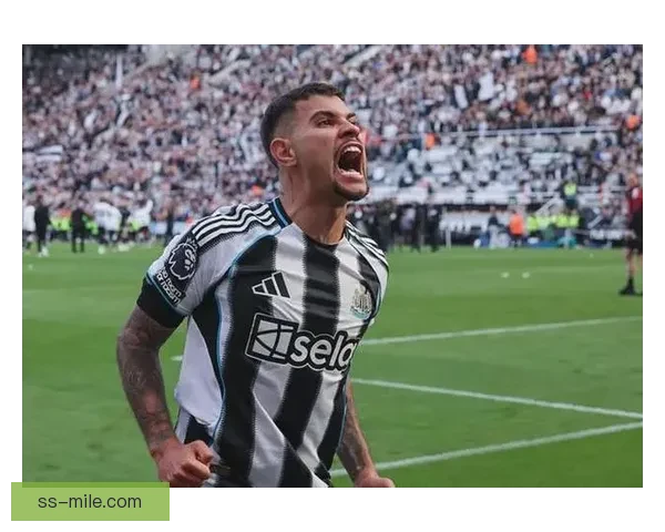 吉马良斯场边换穿神秘赞助球鞋引爆纽卡斯尔联违约竞业协议争议再